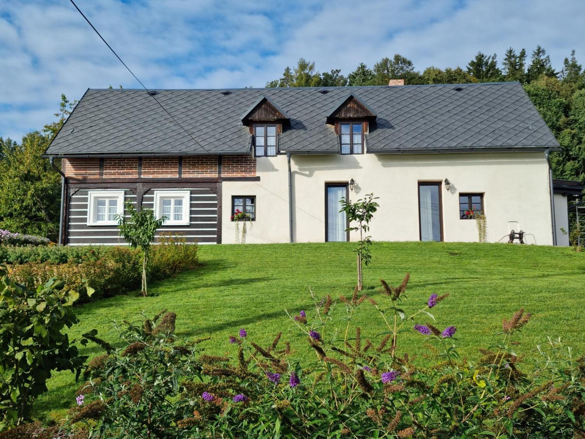 Luxusni Apartman S Krbem - Kunraticke Svycarsko Kunratice  Экстерьер фото