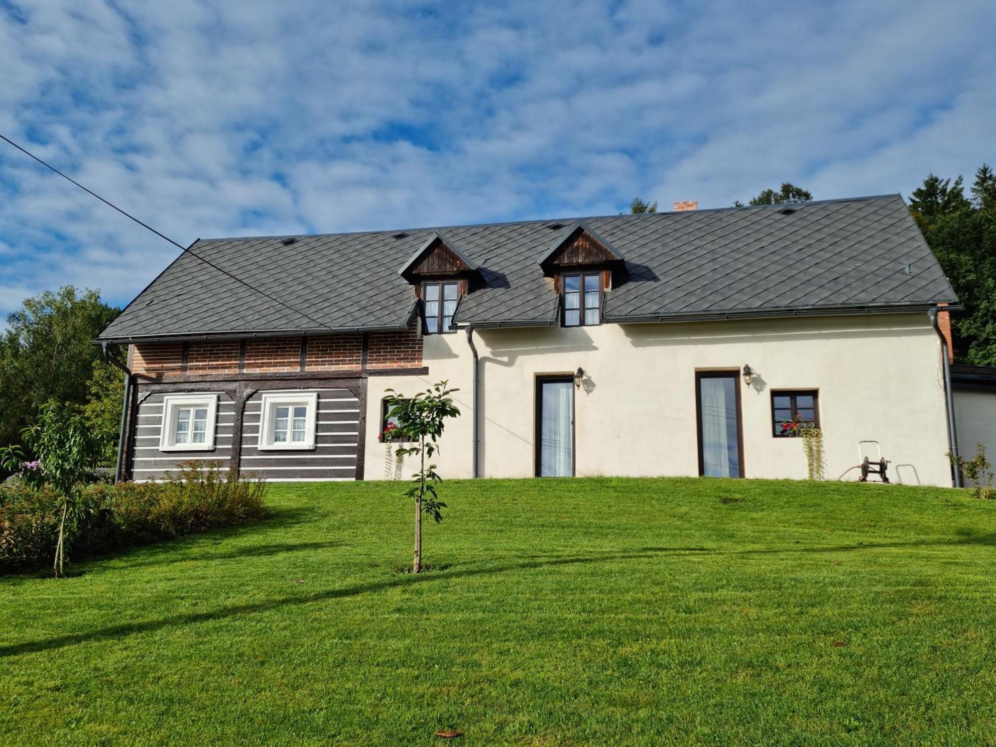 Luxusni Apartman S Krbem - Kunraticke Svycarsko Kunratice  Экстерьер фото