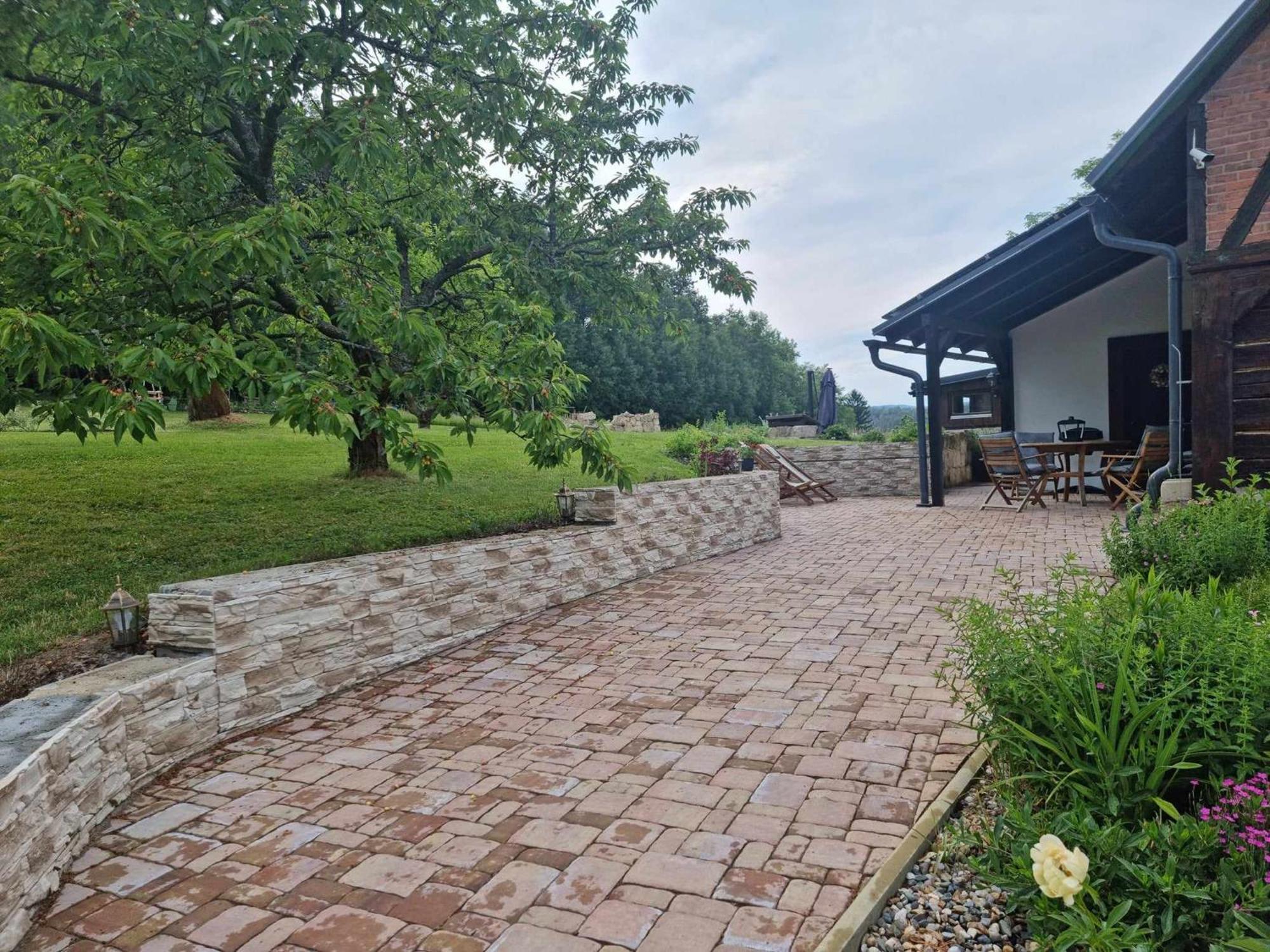 Luxusni Apartman S Krbem - Kunraticke Svycarsko Kunratice  Экстерьер фото